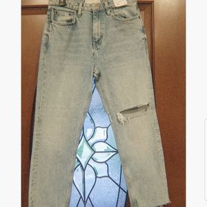Raw Hem Crop Straight Leg Jeans